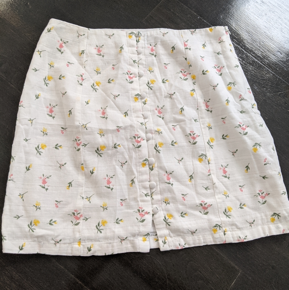 🌸Floral Button-up Skirt